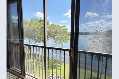 1201 SW 141st Ave #302J, Pembroke Pines, FL 33027 - Photo 19