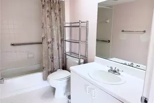 1201 SW 141st Ave, Pembroke Pines, FL 33027 - Photo 11
