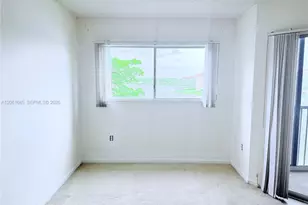 1201 SW 141st Ave, Pembroke Pines, FL 33027 - Photo 19