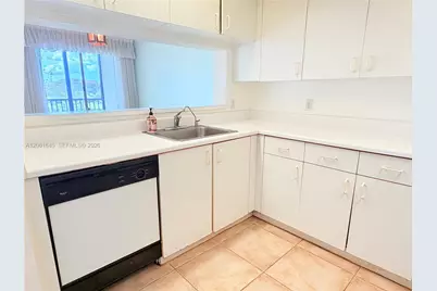 1201 SW 141st Ave #302J, Pembroke Pines, FL 33027 - Photo 13
