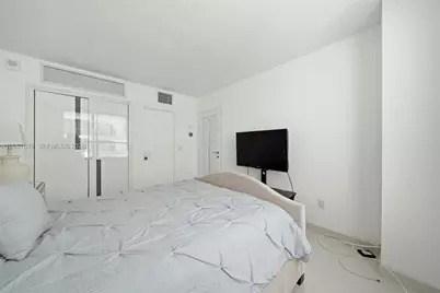 9801 Collins Ave #10V, Bal Harbour, FL 33154 - Photo 21