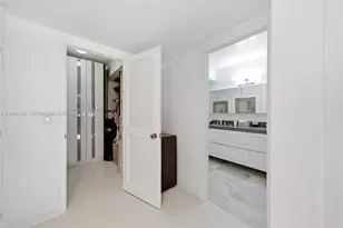 9801 Collins Ave, Bal Harbour, FL 33154 - Photo 27