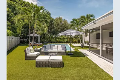 11504 NE 6th Ave, Biscayne Park, FL 33161 - Photo 89