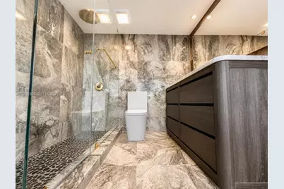 1700 NW N River Dr #805, Miami, FL 33125 - Photo 11