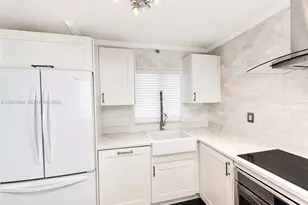 1700 NW N River Dr, Miami, FL 33125 - Photo 3