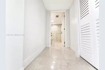 1700 NW N River Dr #805, Miami, FL 33125 - Photo 21