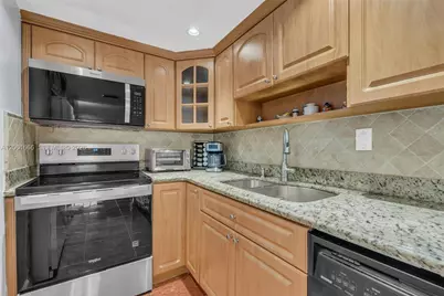 14382 SW 97th Ter, Miami, FL 33186 - Photo 15