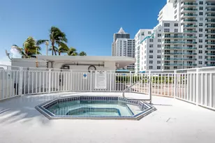 5005 Collins Ave, Miami Beach, FL 33140 - Photo 29