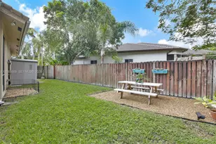351 NW 110th Ave, Plantation, FL 33324 - Photo 41
