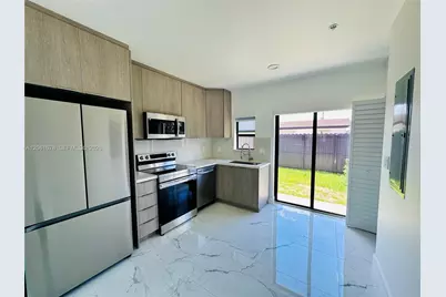19249 NW 37 Ave, Miami Gardens, FL 33056 - Photo 5