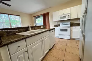 9249 SW 227th St, Cutler Bay, FL 33190 - Photo 11