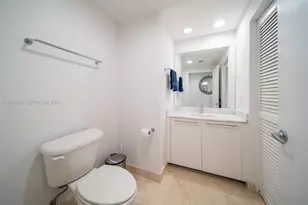 950 Brickell Bay Dr, Miami, FL 33131 - Photo 17