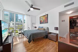 950 Brickell Bay Dr, Miami, FL 33131 - Photo 9