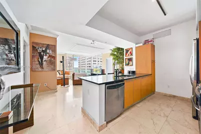 950 Brickell Bay Dr #1211, Miami, FL 33131 - Photo 3