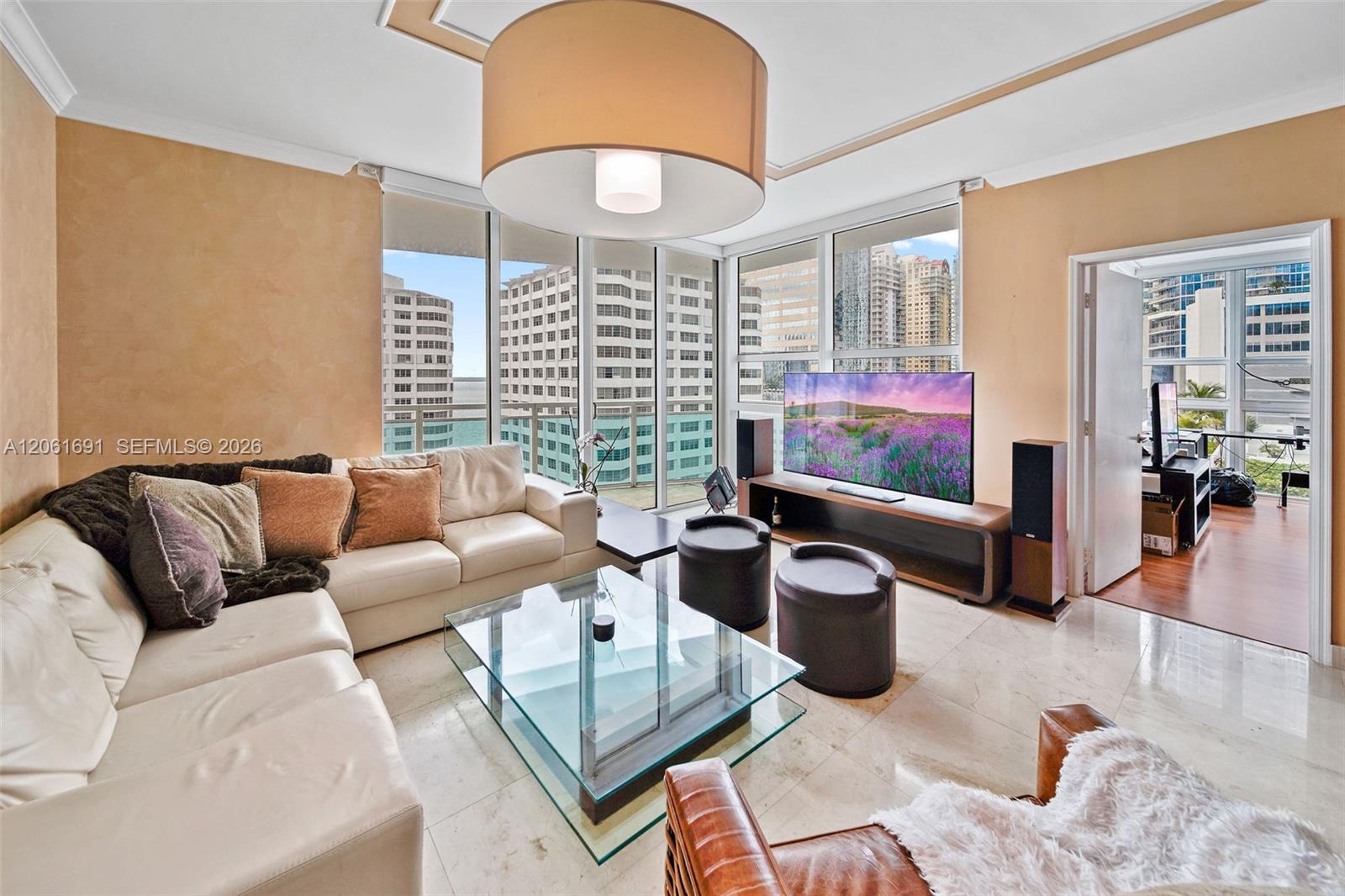 950 Brickell Bay Dr #1211 - 950 Brickell Bay Dr #1211, Miami, FL 33131 Luxury Property | Jose Angel Pina