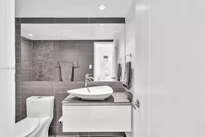 5161 Collins Ave #1017, Miami Beach, FL 33140 - Photo 23