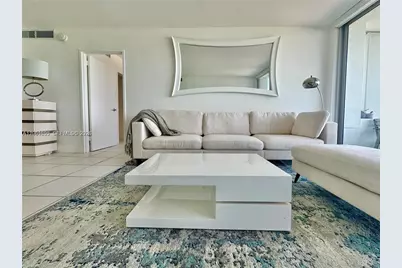 5161 Collins Ave #1017, Miami Beach, FL 33140 - Photo 7