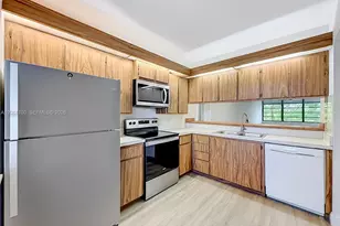 1713 Whitehall Dr, Davie, FL 33324 - Photo 23