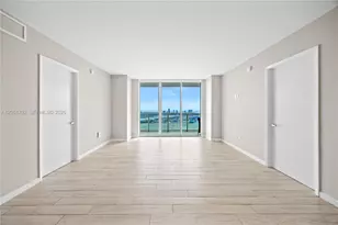 50 Biscayne Blvd, Miami, FL 33132 - Photo 3