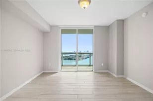 50 Biscayne Blvd, Miami, FL 33132 - Photo 17