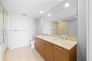 50 Biscayne Blvd, Miami, FL 33132 - Photo 21