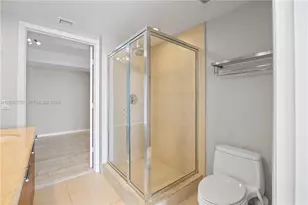 50 Biscayne Blvd, Miami, FL 33132 - Photo 15