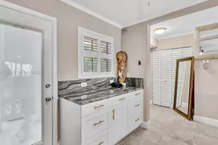 201 SE 11th Terrace, Dania Beach, FL 33004 - Photo 11