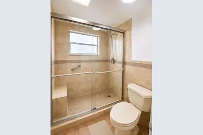 9420 Poinciana Pl #417, Davie, FL 33324 - Photo 21