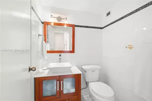 5601 Collins Ave, Miami Beach, FL 33140 - Photo 19