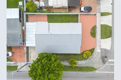 3685 W 9th Ave, Hialeah, FL 33012 - Photo 29