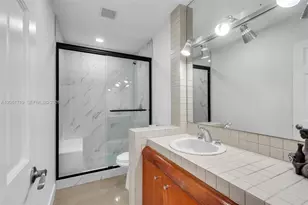 3685 W 9th Ave, Hialeah, FL 33012 - Photo 17