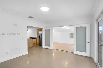 3685 W 9th Ave, Hialeah, FL 33012 - Photo 21