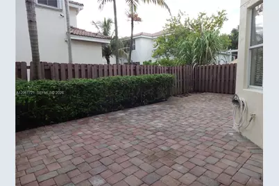320 SW 87th Ct, Miami, FL 33174 - Photo 27