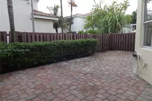 320 SW 87th Ct, Miami, FL 33174 - Photo 27