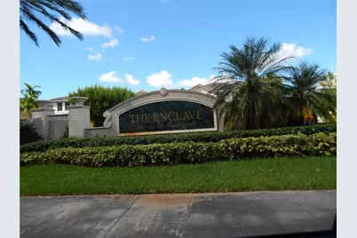 320 SW 87th Ct, Miami, FL 33174 - Photo 3