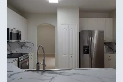 320 SW 87th Ct, Miami, FL 33174 - Photo 11