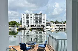 8080 Tatum Waterway Dr, Miami Beach, FL 33141 - Photo 15