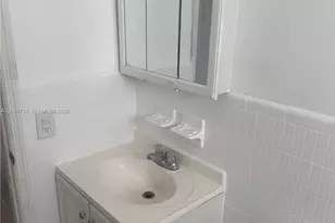 621 SW 15th Ave, Miami, FL 33135 - Photo 15