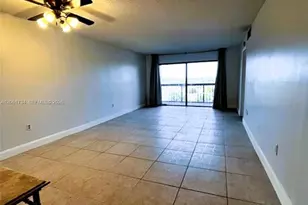 10145 NW 9th St Cir, Miami, FL 33172 - Photo 5