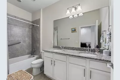 3953 Black Olive Ln #3953, Hollywood, FL 33021 - Photo 37