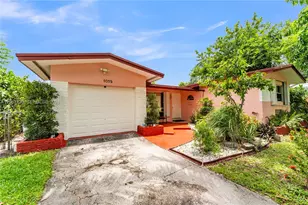 1019 S 29th Ave, Hollywood, FL 33020 - Photo 1