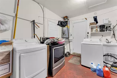 1019 S 29th Ave, Hollywood, FL 33020 - Photo 31