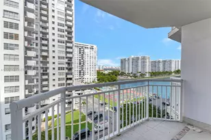 18051 Biscayne Blvd, Aventura, FL 33160 - Photo 3