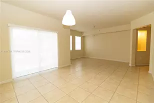11603 NW 89th St, Doral, FL 33178 - Photo 7