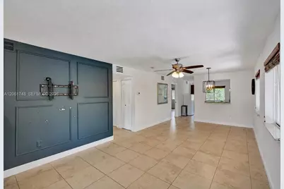 6235 SW 47th Mnr #204, Davie, FL 33314 - Photo 9