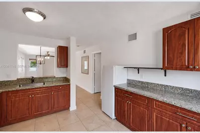 6235 SW 47th Mnr #204, Davie, FL 33314 - Photo 13