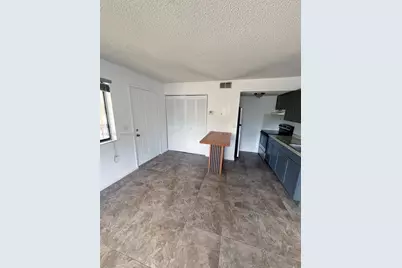 2070 NW 43rd Ter #6, Lauderhill, FL 33313 - Photo 5