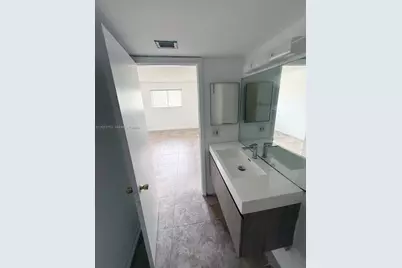 2070 NW 43rd Ter #6, Lauderhill, FL 33313 - Photo 9