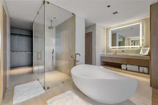 700 NE 24th St, Miami, FL 33137 - Photo 29