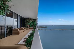 700 NE 24th St, Miami, FL 33137 - Photo 9